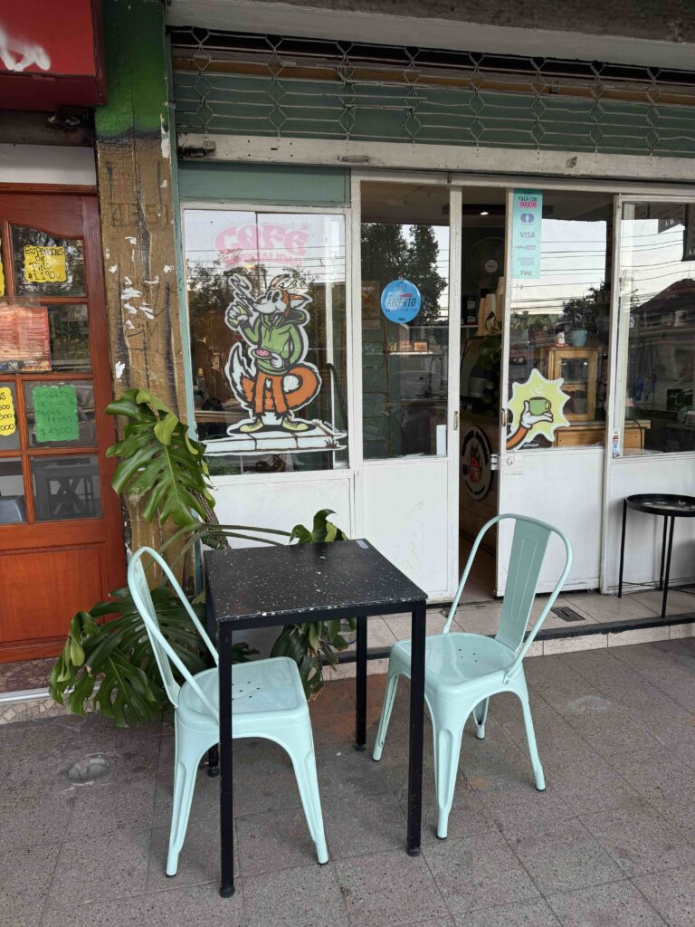 Espiritu Natural Cafe mesas exterior