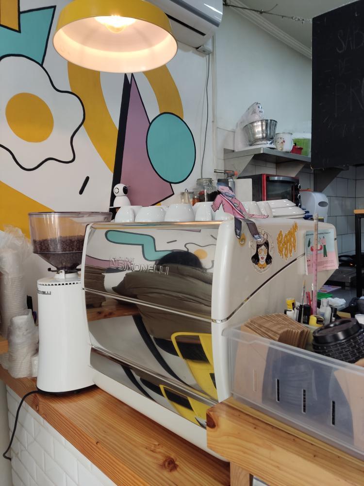 Eggy cafetera interior